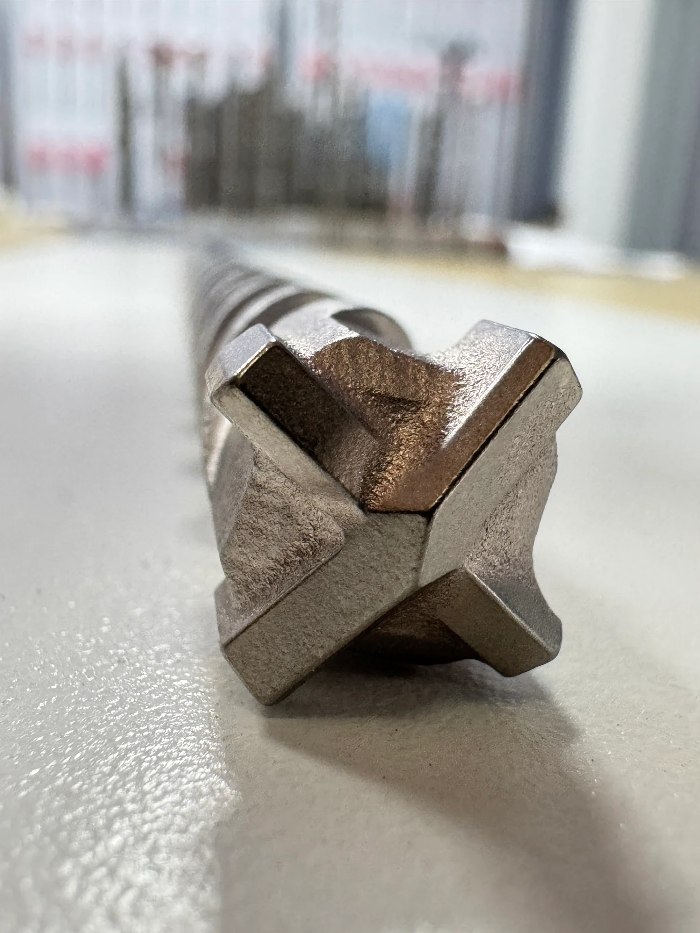Primer plano de fábrica de la cabeza compacta en cruz 5X de cuatro filos